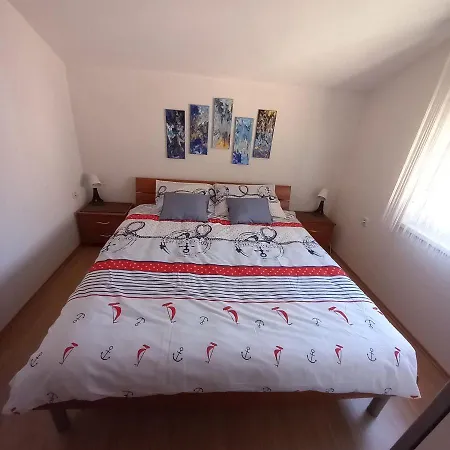 Apartman Lulali *