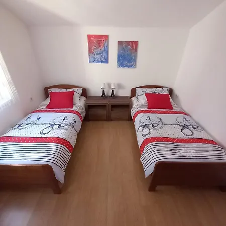 Apartman Lulali *