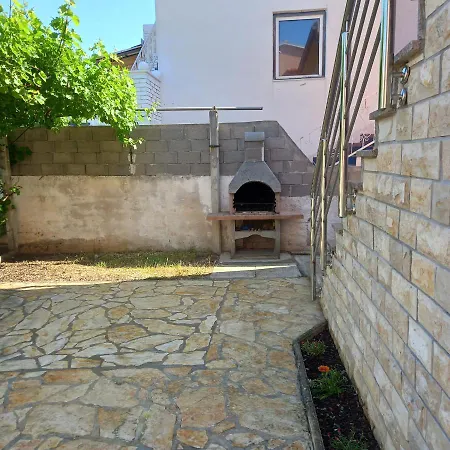 Apartman Lulali