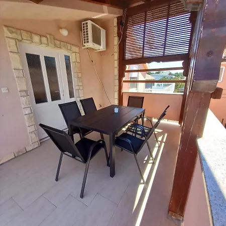 דירה Apartman Lulali
